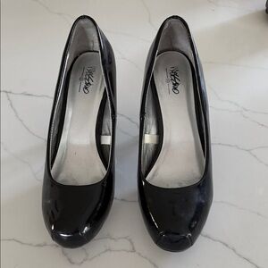 Mossimo Supply Co. Black Patent Round-Toe Pumps
